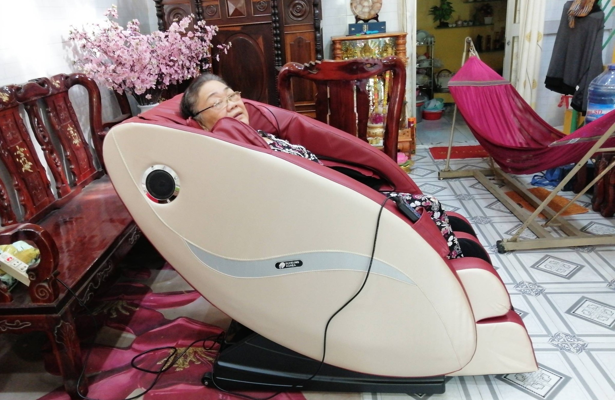 Anh Hậu - Quận 8, TPHCM "MK-5100 - Món quà tặng mẹ" 1