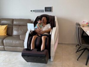 Ghế nằm massage là gì? Công dụng của ghế nằm massage 85