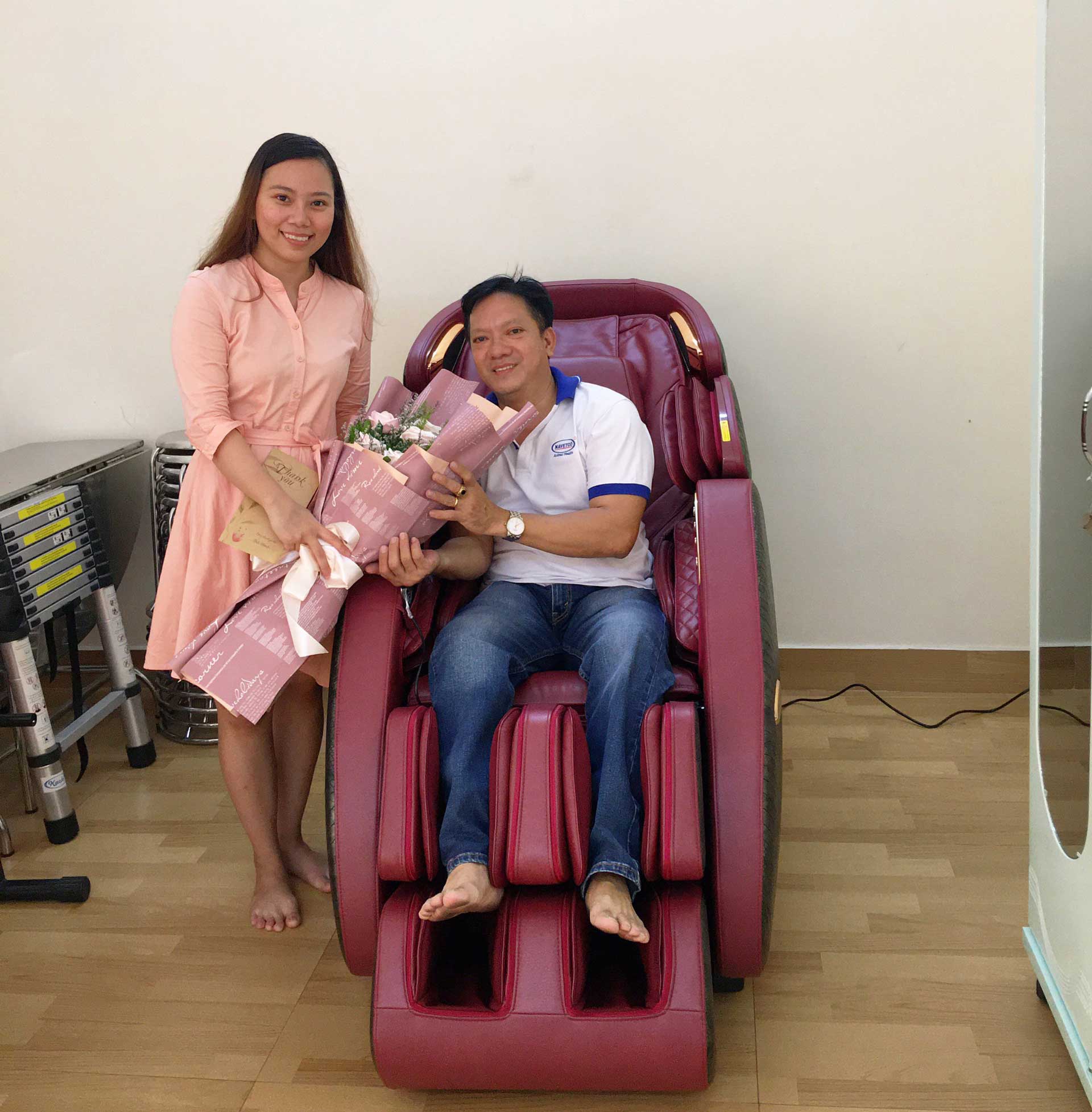 "Có hai thứ mà một người cần phải giữ trong suốt cuộc đời này: hạnh phúc gia đình và sức khỏe" - Anh Thanh, Gò Vấp 1