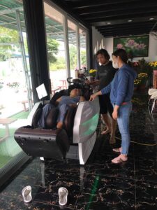 [Ghế massage cho người già] 5 lý do nên mua ghế massage cho người già 73