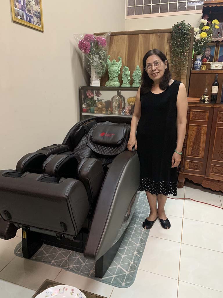 "Từ nay tôi có một người bạn mới, một người bạn luôn quan tâm đến sức khỏe của tôi" _ Cô Bình - Quận 8 1