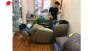 "Nếu chúng ta phá sức khỏe để có được kiến thức, chúng ta đã vất vả vì một thứ rồi sẽ vô dụng trong tay ta"_ chị Mai, Long An 21