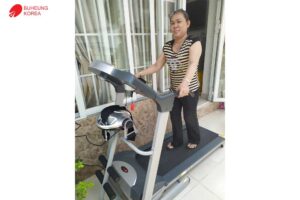 "Chạy bộ kết hợp với massage bụng, hiệu quả bất ngờ thật"_ chị Trang, Quận 7 7