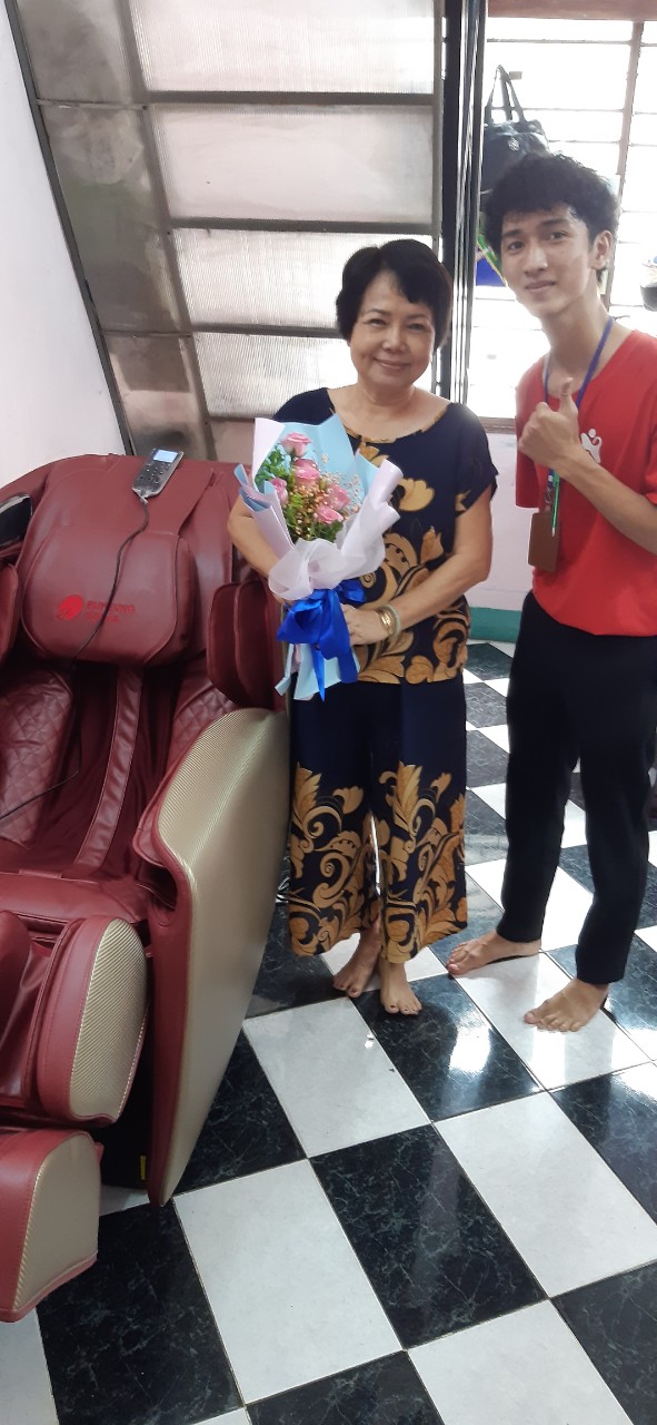 "Ghế massage Buheung, món quà đặc biệt của các con tôi đây"_ cô Hạnh, Kiên Giang 1