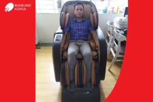 "Mỗi nhà nên sắm cho mình một cái ghế massage, nó mang lại cho bạn những cảm giác thoải mái vô cùng"_ anh Thanh, Cần Thơ 9