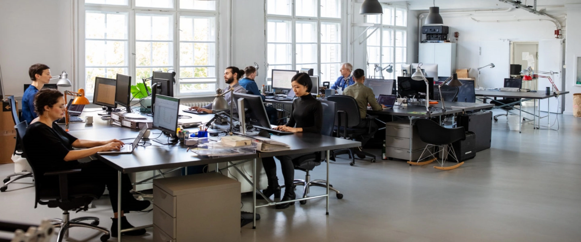 Ai Nên Sử Dụng Ghế Mát Xa Lưng? Top 3 Ghế Massage Lưng Giá Rẻ 2