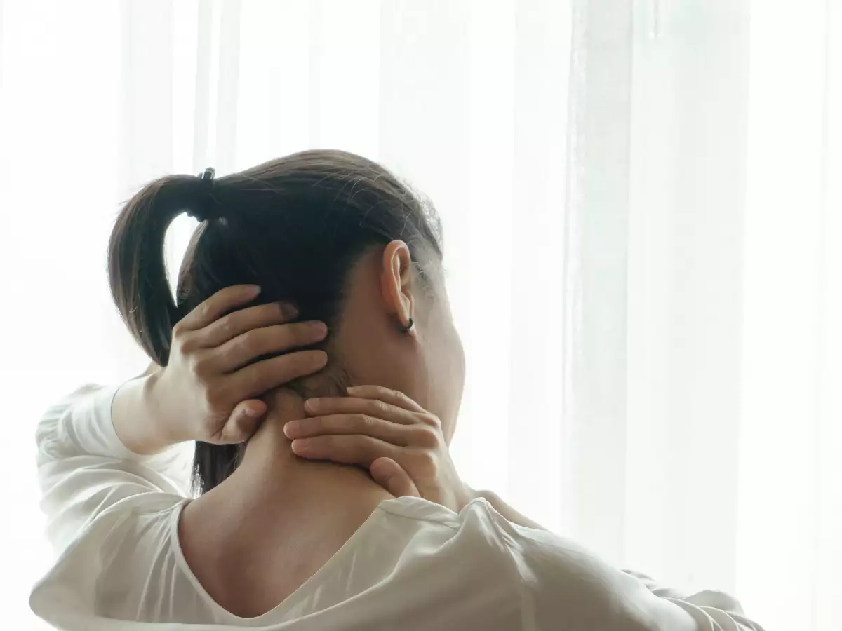 11 Cách Giảm Đau Vai Gáy Chỉ Sau 10 Giây Hiệu Quả 3