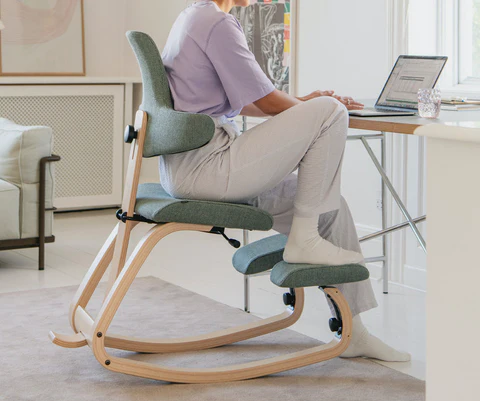 Ghế Quỳ Công Thái Học Chống Gù Lưng Thật Hay Không? 3