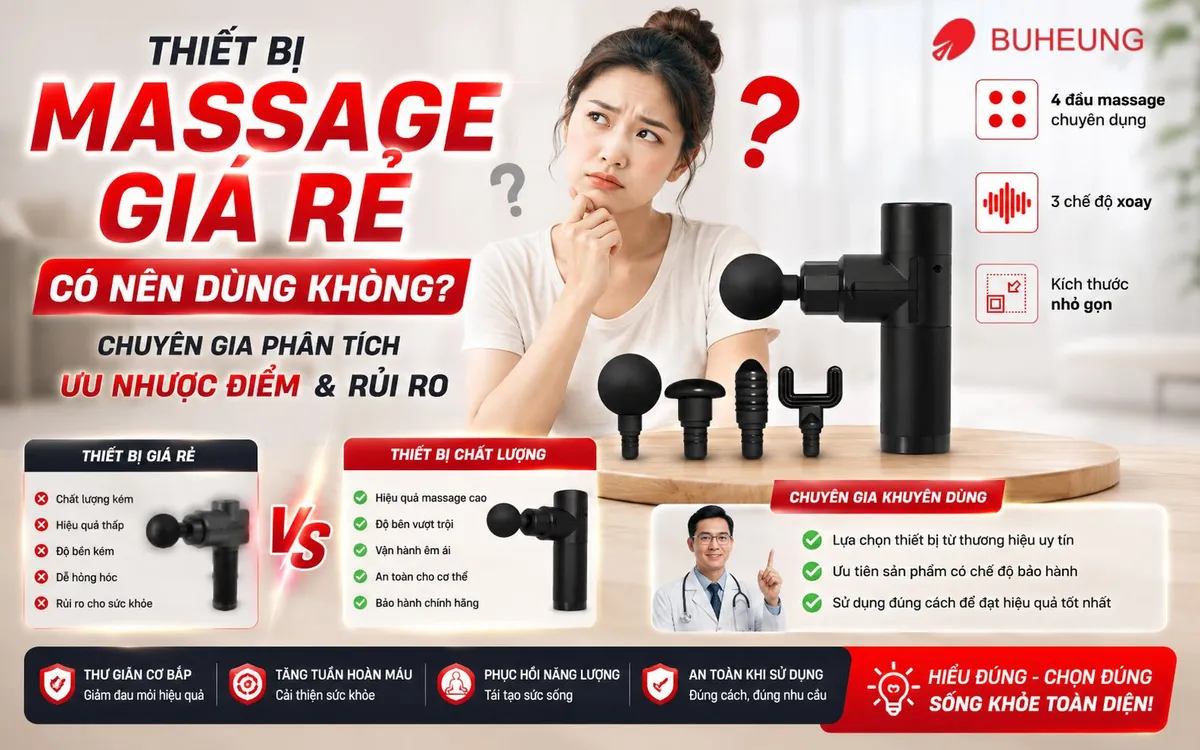 Ảnh một người dùng đang tìm kiếm thông tin về thiết bị massage giá rẻ trên máy tính bảng, biểu cảm phân vân, với các thiết bị massage mờ ở phía sau, đặt trong bối cảnh văn phòng tại nhà hiện đại.